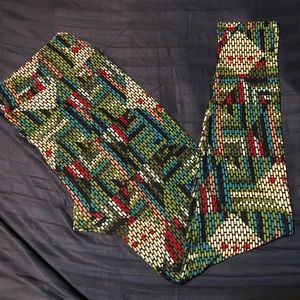 LulaRoe Christmas TC Leggings